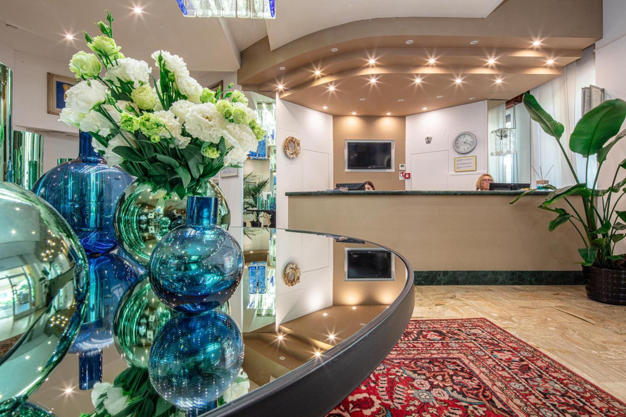 Hotel Excelsior Бибионе Экстерьер фото